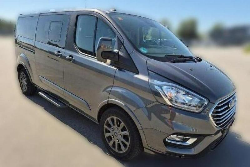 Szary Używany 2021 Ford Tourneo Custom Titanium Sedan/Limuzyna | 101 900 zł - Obraz 1/4