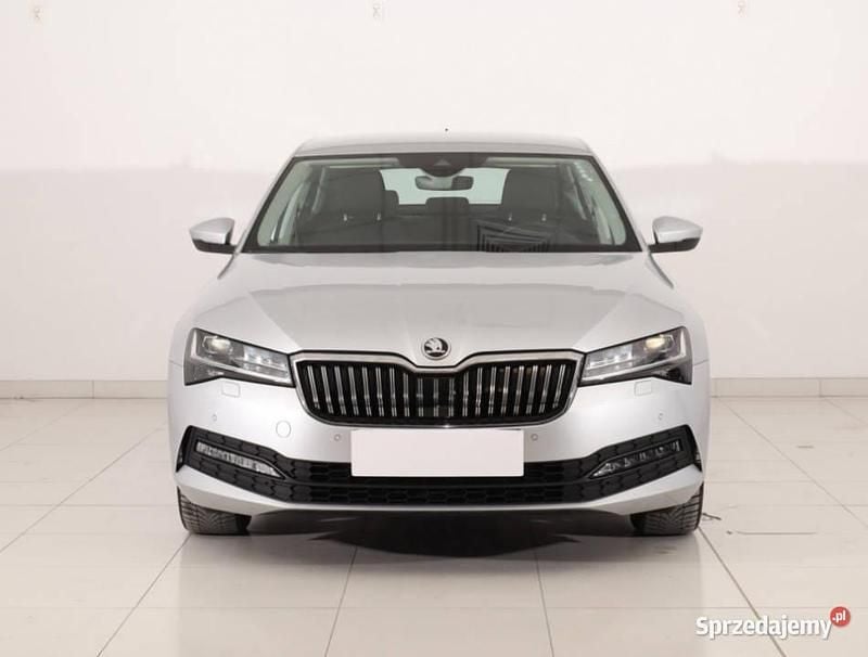 Srebrny Używany 2020 Skoda Superb Sedan/Limuzyna | 87 999 zł (Uczciwa cena) - Obraz 1/4