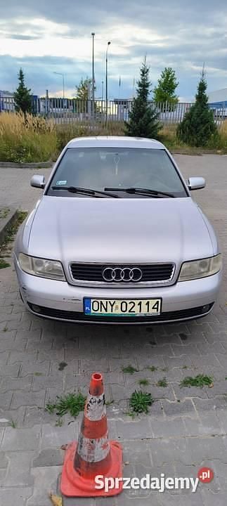 Używany 2000 Audi A4 Sedan/Limuzyna | 2100 zł - Obraz 1/3
