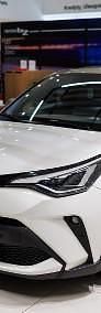 Używany Toyota C-HR Executive 184 KM (135 kW) 2021 Biały SUV
