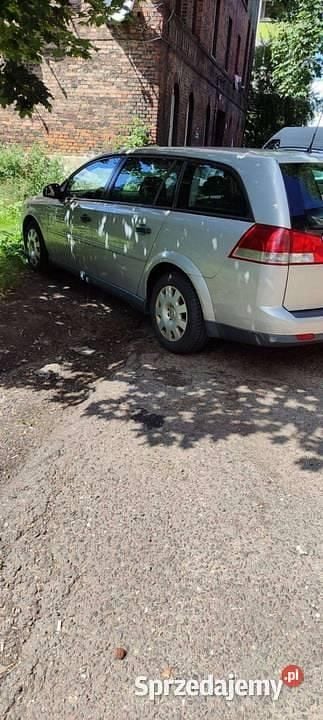 Szary Używany 2007 Opel Vectra Kombi | 5500 zł (Dobra cena) - Obraz 1/4