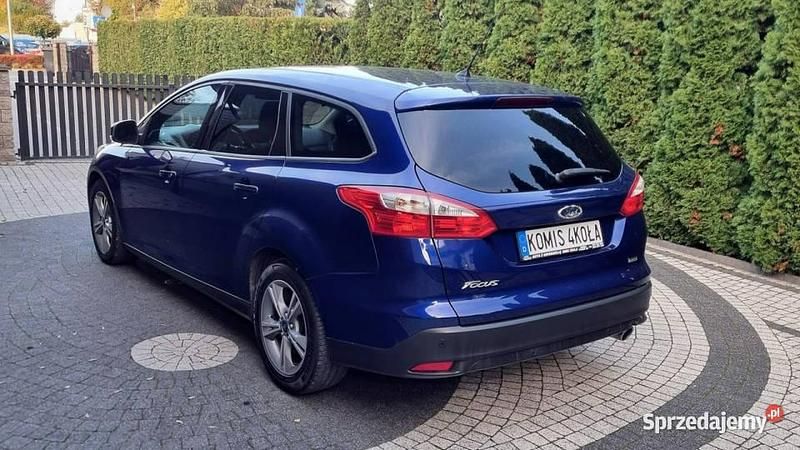 Używany Ford Focus 150 KM (110 kW) 2014 Niebieski ciemny (metalik) Hatchback