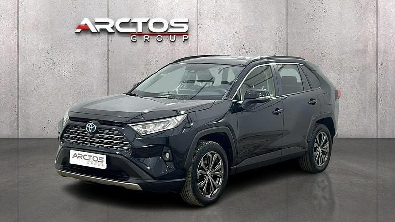 Czarny Używany 2020 Toyota RAV4 Comfort SUV | 129 900 zł - Obraz 1/4