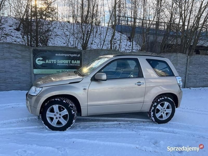 Złoty Używany 2007 Suzuki Grand Vitara SUV | 22 000 zł (Dobra cena) - Obraz 1/4