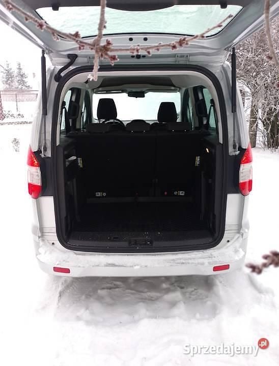 Używany Ford Tourneo Courier 2016 Minivan