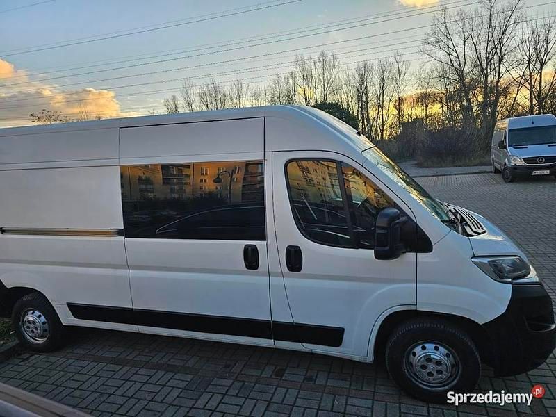 Biały Używany 2018 Citroën Jumper Minivan | 42 000 zł (Uczciwa cena) - Obraz 1/4