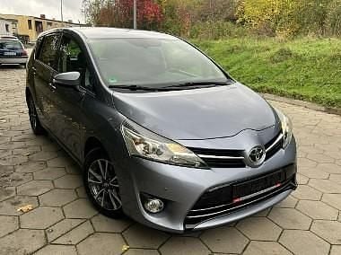 Niebieski Używany 2013 Toyota Verso Minivan | 35 999 zł (Uczciwa cena) - Obraz 1/4
