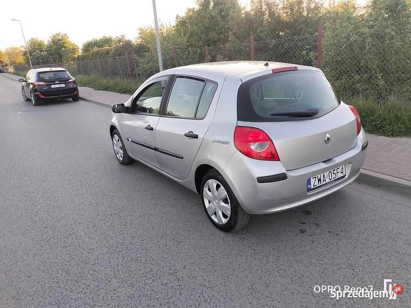 Używany 2005 Renault Clio II | 6500 zł (Dość drogi) - Obraz 1/2