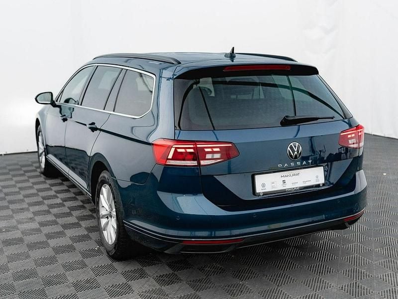 Używany VW Passat 150 KM (110 kW) 2021 Niebieski Kombi
