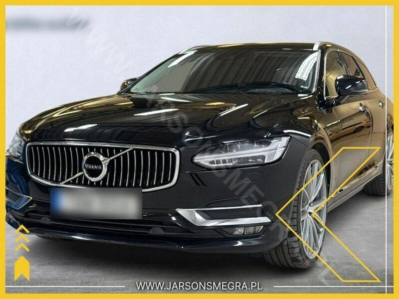 Używany Volvo V90 190 KM (139 kW) 2018 Czarny Kombi