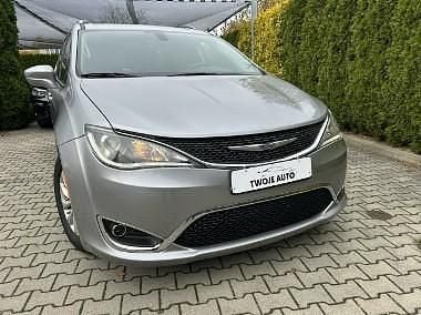 Używany Chrysler Pacifica 290 KM (213 kW) 2019 Szary Minivan