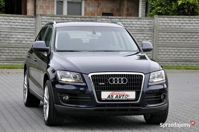 Granatowy Używany 2010 Audi Q5 SUV | 49 900 zł (Uczciwa cena) - Obraz 1/4