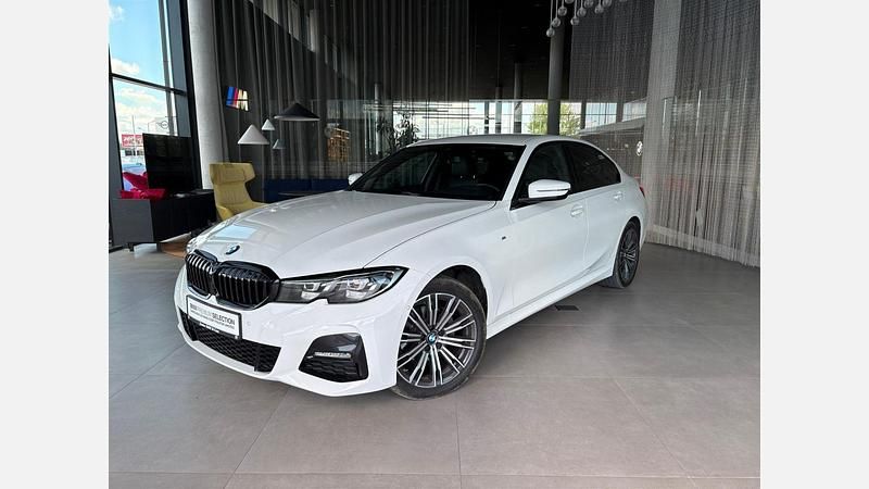Alpine white 3 Używany 2019 BMW 320 Shadowline Sedan/Limuzyna | 144 900 zł (Uczciwa cena) - Obraz 1/3