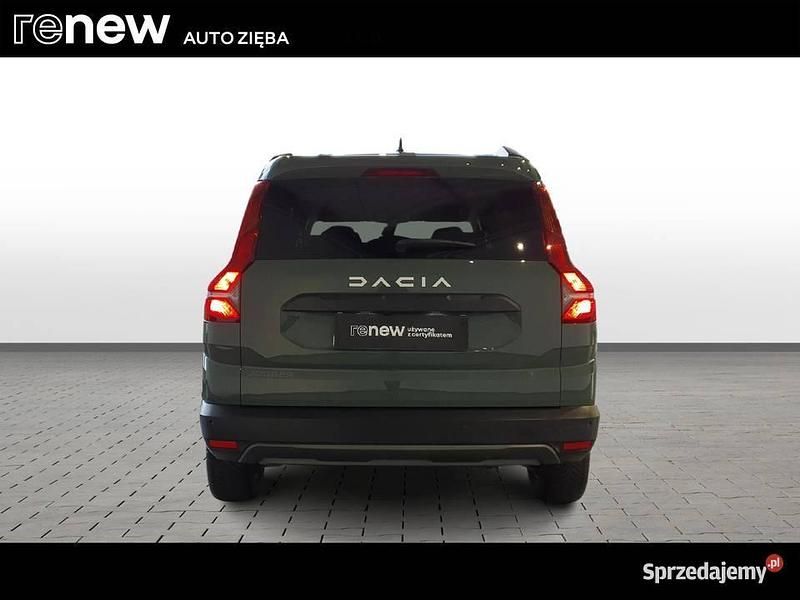 Używany Dacia Jogger Extreme 2023 Zielony Minivan