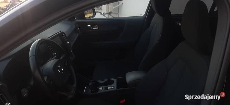 Używany Volvo XC40 163 KM (119 kW) 2019 SUV