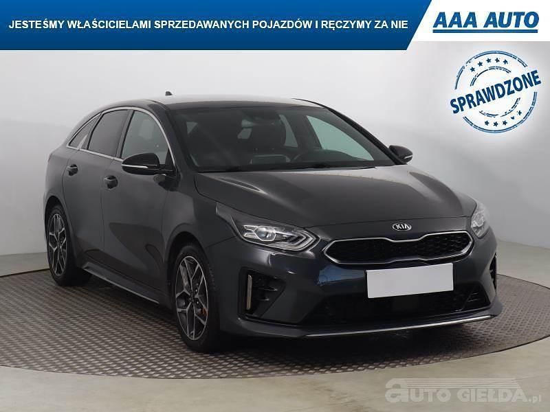 Używany Kia ProCeed 140 KM (102 kW) 2019 Szary Kombi