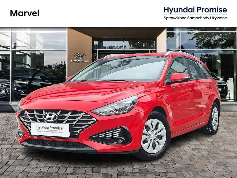 Używany Hyundai i30 160 KM (117 kW) 2023 Czerwony Kombi