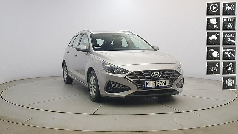 Srebrny Używany 2022 Hyundai i30 Kombi | 51 850 zł (Uczciwa cena) - Obraz 1/4