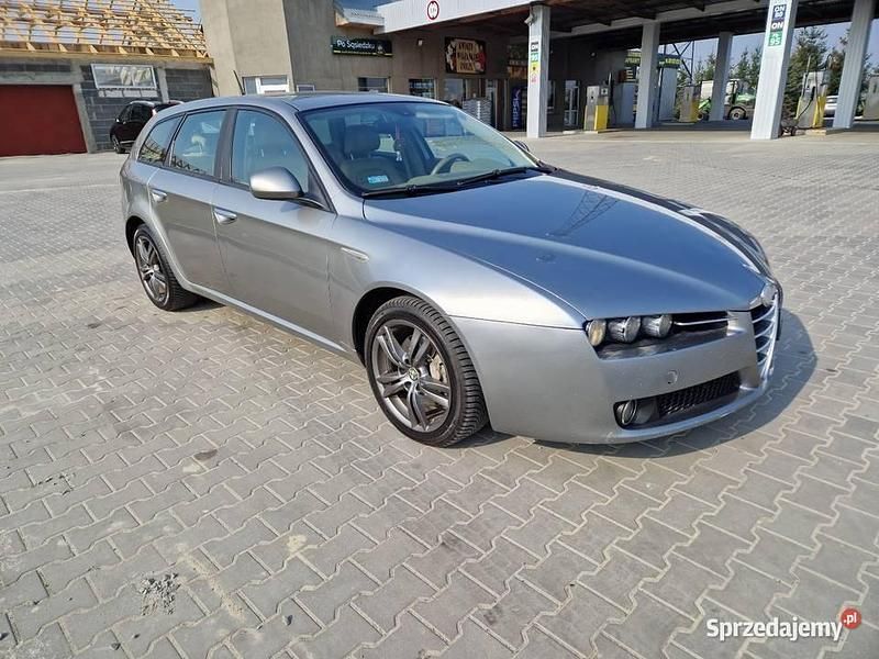 Złoty Używany 2009 Alfa Romeo 159 Kombi | 6900 zł (Dobra cena) - Obraz 1/4