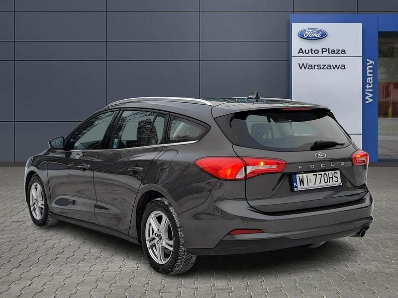 Używany Ford Focus Trend 120 KM (88 kW) 2018 Grafitowy Kombi