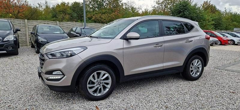 Używany Hyundai Tucson 116 KM (85 kW) 2016 Szary (metalik) SUV