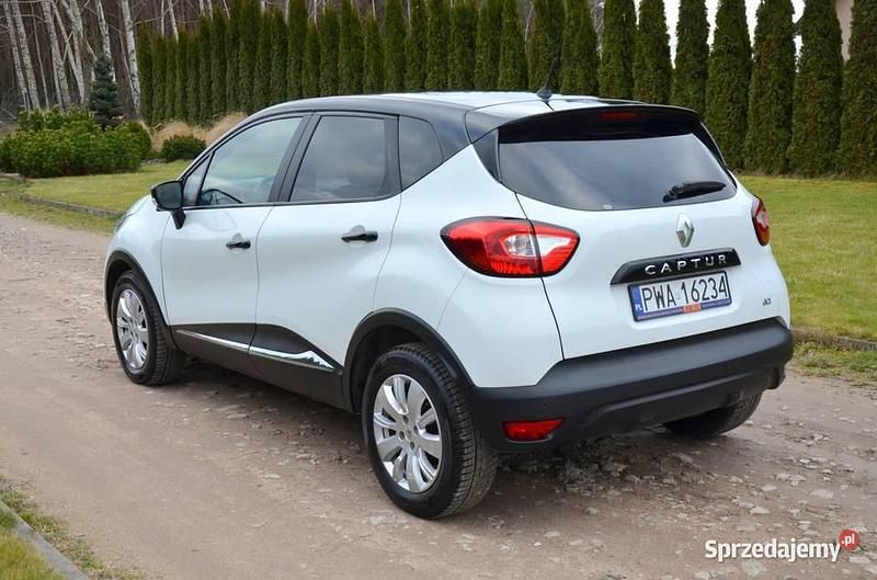Biały Używany 2015 Renault Captur SUV | 31 500 zł - Obraz 1/4