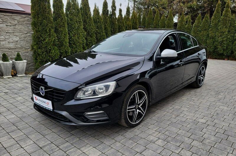 Czarny (metalik) Używany 2017 Volvo S60 Sedan/Limuzyna | 54 500 zł (Drogi) - Obraz 1/4