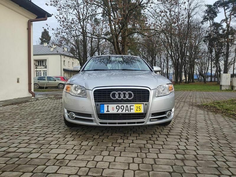 Używany Audi A4 163 KM (119 kW) 2005 Srebrny Sedan/Limuzyna