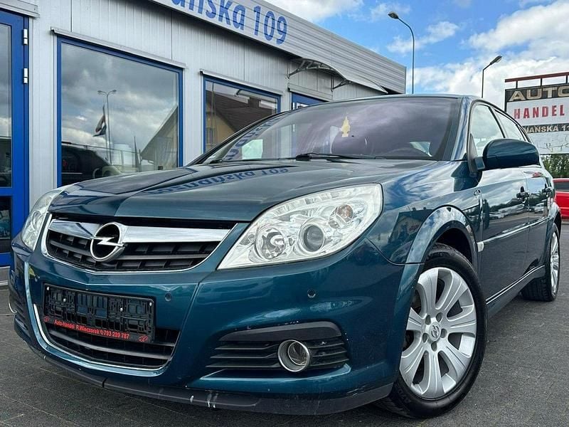 Zielony ciemny (metalik, perła) Używany 2008 Opel Signum Kombi | 11 999 zł - Obraz 1/4