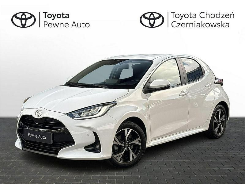 Biały Używany 2024 Toyota Yaris Style Hatchback | 89 900 zł (Uczciwa cena) - Obraz 1/4