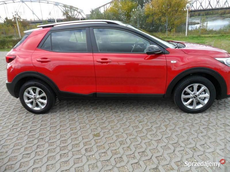 Używany Kia Stonic 2021 Beżowy SUV