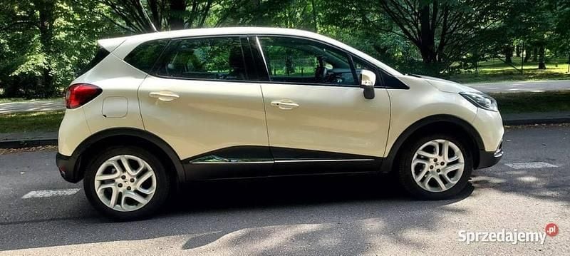 Używany Renault Captur 120 KM (88 kW) 2014 Biały SUV
