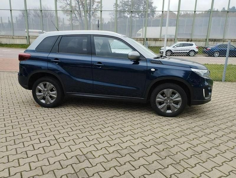 Używany Suzuki Vitara 116 KM (85 kW) 2024 Inny SUV