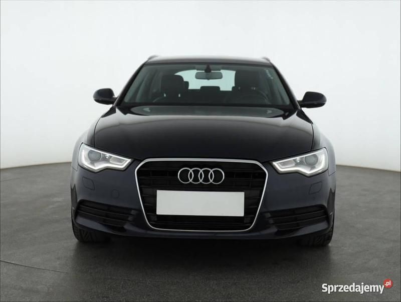 Niebieski Używany 2014 Audi A6 Kombi | 64 999 zł (Uczciwa cena) - Obraz 1/4