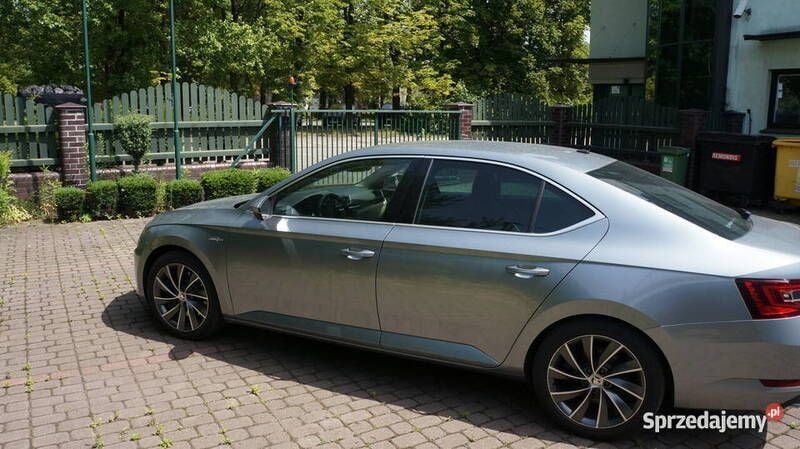 Używany Skoda Superb 280 KM (205 kW) 2016