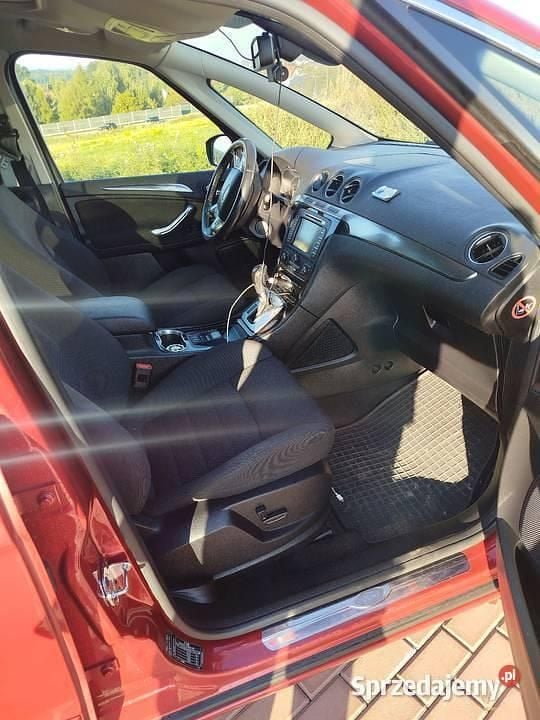 Używany Ford S-MAX S 163 KM (119 kW) 2013 Czerwony Minivan