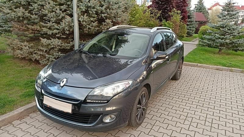 Inny kolor Używany 2012 Renault Mégane GrandTour Kombi | 19 191 zł (Dobra cena) - Obraz 1/4