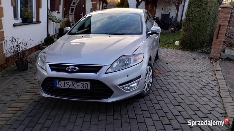 Srebrny Używany 2013 Ford Mondeo Sedan/Limuzyna | 18 000 zł (Dobra cena) - Obraz 1/4
