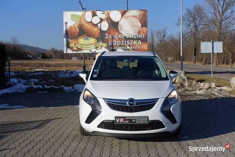 Używany Opel Zafira 120 KM (88 kW) 2014 Biały Minivan