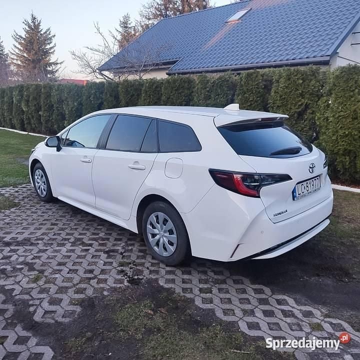 Biały Używany 2019 Toyota Corolla Kombi | 51 700 zł (Super Cena) - Obraz 1/4