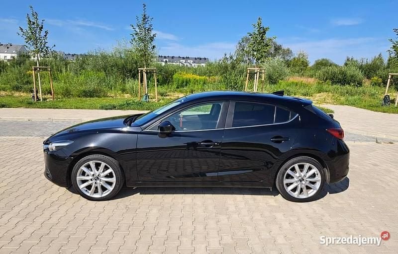 Czarny Używany 2017 Mazda 3 Signature Hatchback | 57 900 zł (Uczciwa cena) - Obraz 1/4