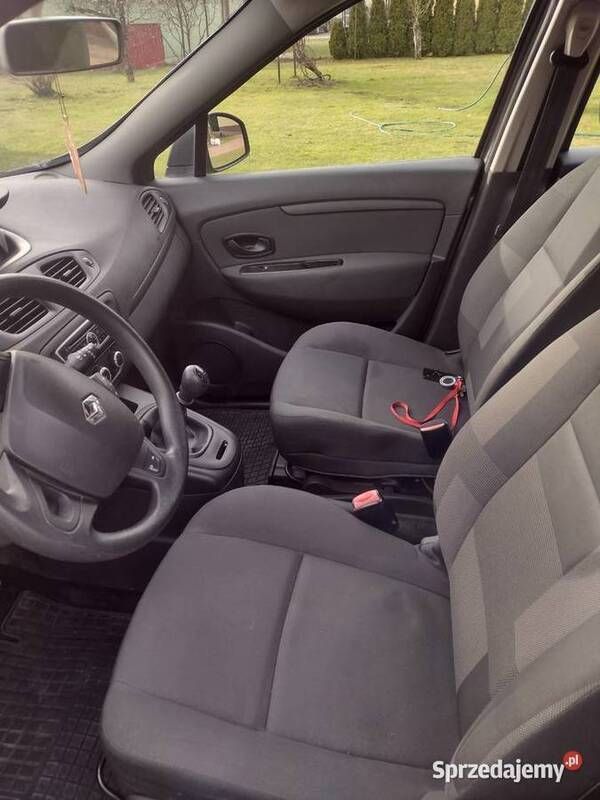 Używany 2010 Renault Scénic III Minivan | 17 000 zł (Uczciwa cena) - Obraz 1/4