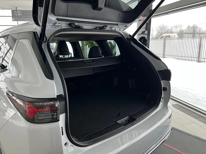 Nowe Mitsubishi Outlander P-HEV 2025 Biały SUV