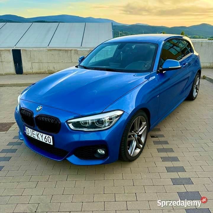 Używany 2015 BMW 118 Shadowline Hatchback | 50 000 zł (Uczciwa cena) - Obraz 1/4