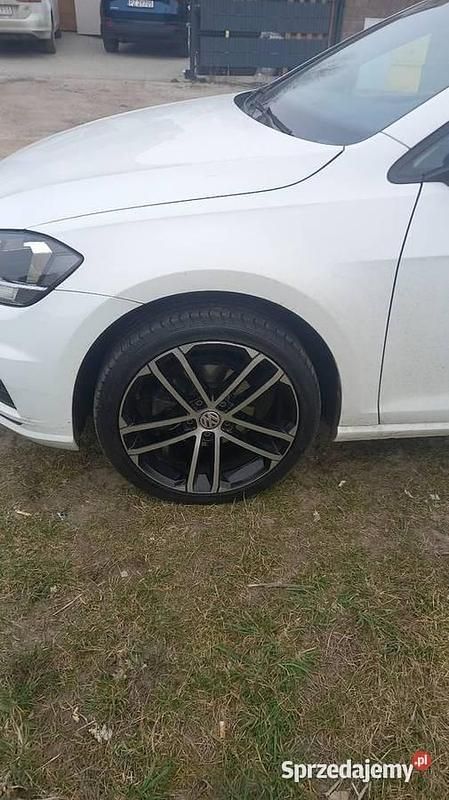 Biały Używany 2019 VW Golf VII Hatchback | 57 000 zł (Uczciwa cena) - Obraz 1/4