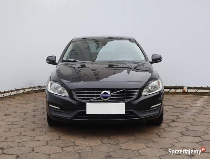 Czarny Używany 2016 Volvo V60 Kombi | 43 999 zł (Dobra cena) - Obraz 1/4