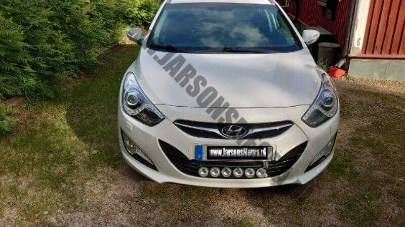 Używany Hyundai i40 136 KM (100 kW) 2013 Srebrny Kombi