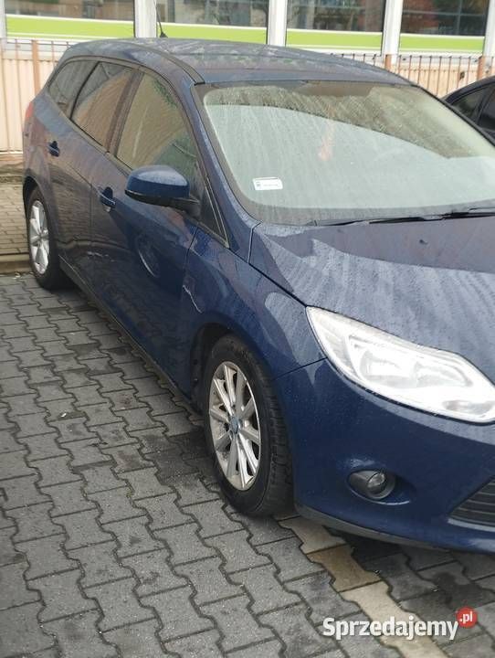 Używany Ford Focus 2012 Granatowy Kombi