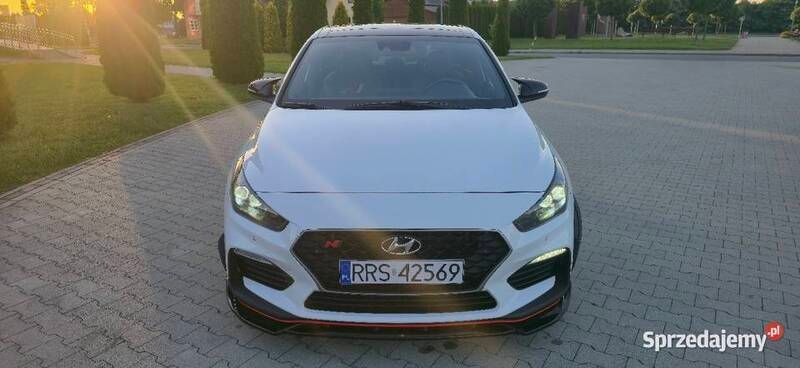 Używany Hyundai i30 2017 Biały Hatchback