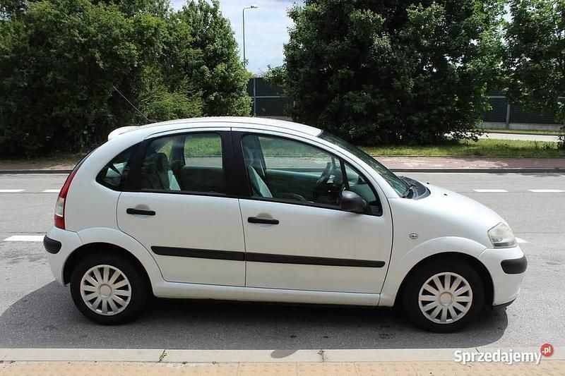 Biały Używany 2008 Citroën C3 Hatchback | 6400 zł (Uczciwa cena) - Obraz 1/4